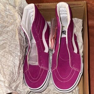 Vans Women's Fuchsia High-Top old school